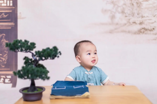 诸城宝宝眼屎多是什么原因 诸城宝宝眼屎多是什么原因